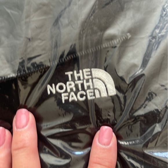 (NWT) The North Face Women’s TKA 1/4 Zip Fleece in Black, Medium - Picture 9 of 11